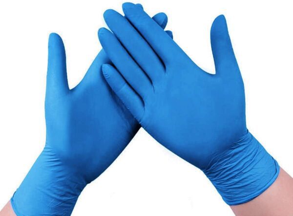 Blue nitrile non-latex gloves have a wide range of uses, particularly in healthcare, food service, and industrial settings. They are ideal for situations where hygiene, protection, and chemical resistance are crucial, and are a good alternative for individuals with latex allergies.