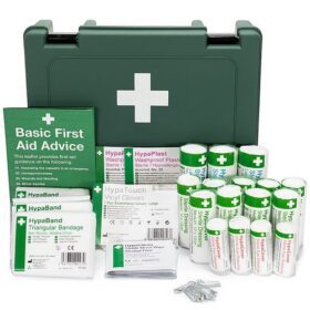 HSE Economy Workplace First Aid Kit, and its contents typically include items for treating a range of minor injuries and providing basic first aid. Contents of the HSE Economy Workplace First Aid Kit: Dressings: First Aid Dressings (various sizes, e.g., 12x12cm, 18x18cm) Triangular Bandages Eye Dressings Wound Care: Washproof Plasters Cleansing Wipes (e.g., sterile wipes) Protection: Vinyl Gloves Information: Basic First Aid Advice Leaflet
