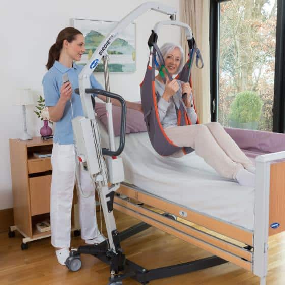 Patient Hoist Lift – Manual or Electric Transfer Lift with Support Sling2 Patient hoist lift designed for safe and dignified transfer of individuals with limited mobility. Available in manual and electric models for hospitals, care homes, and home care use.